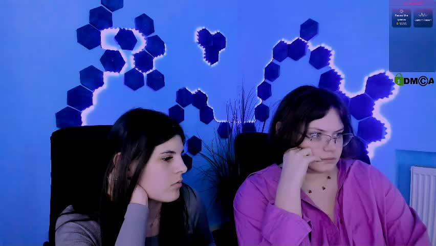 lizzie_boom Cam Model Chat April 8, 2026