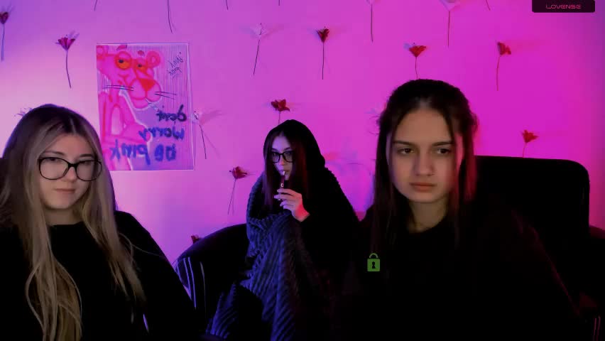 lissa_night Cam Model Chat April 8, 2026