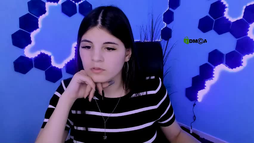 lizzie_boom Cam Model Chat April 8, 2026