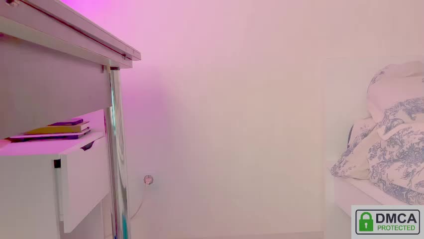 your_molly_mark Cam Model Chat April 9, 2026