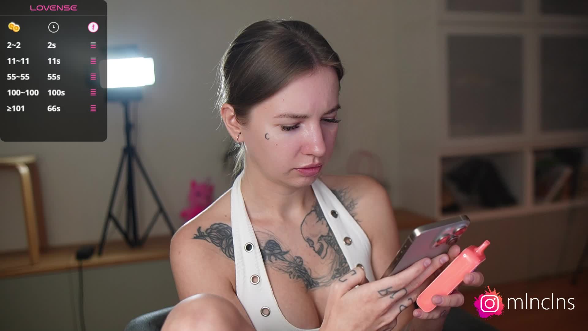 mel-collins Cam Model Chat April 9, 2026