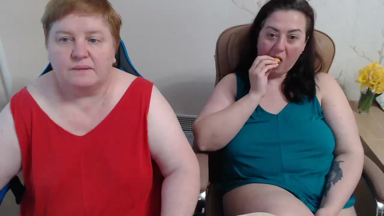 XMollyJaneEX Cam Model Chat April 9, 2026
