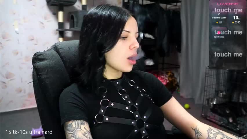 joan_wilson Cam Model Chat April 10, 2026