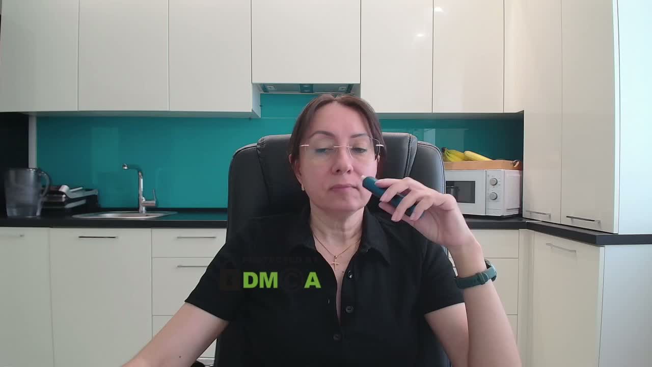 Valerianice Cam Model Chat April 10, 2026