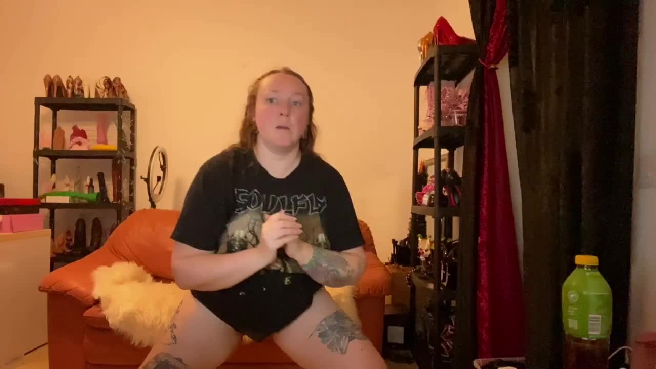 NylonQueen Cam Model Chat April 10, 2026