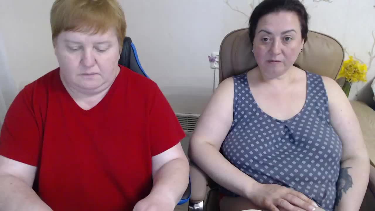XMollyJaneEX Cam Model Chat April 11, 2026