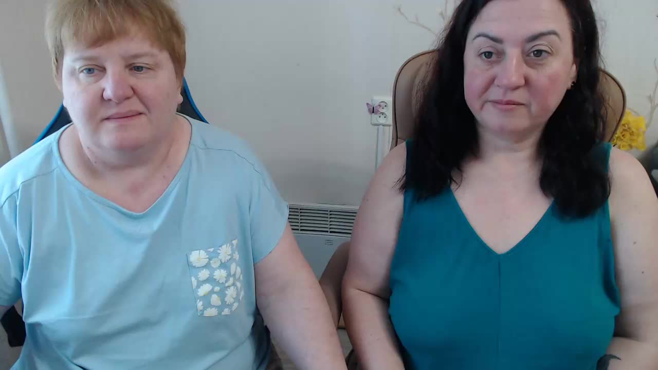 XMollyJaneEX Cam Model Chat April 11, 2026