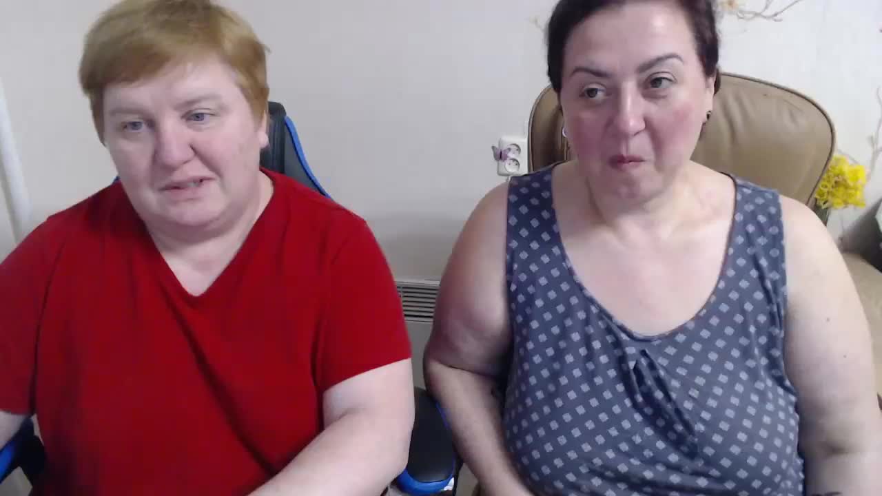 XMollyJaneEX Cam Model Chat April 11, 2026