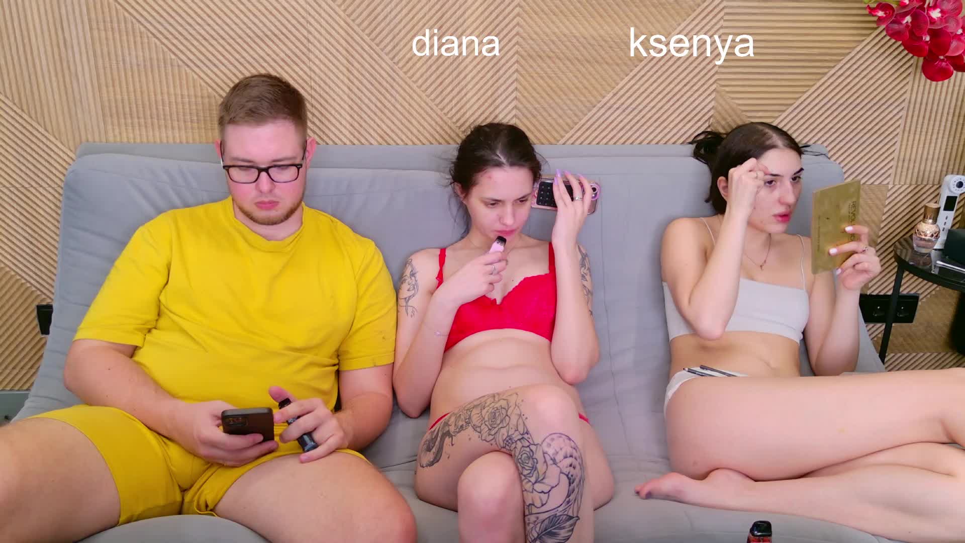 WebcamSlut Cam Model Chat April 11, 2026