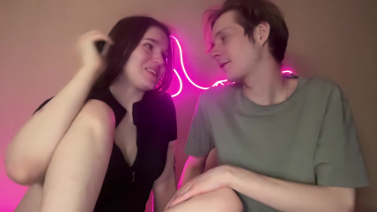 titsDestroy2007 Cam Model Chat April 11, 2026