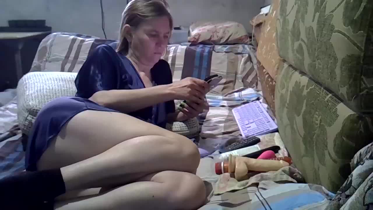 ptichka38 Cam Model Chat April 11, 2026