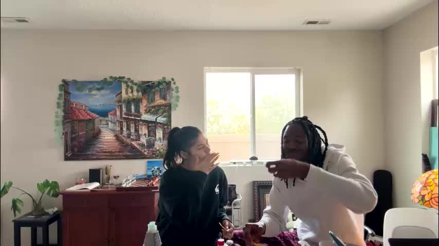 mycreamydreams Cam Model Chat April 11, 2026