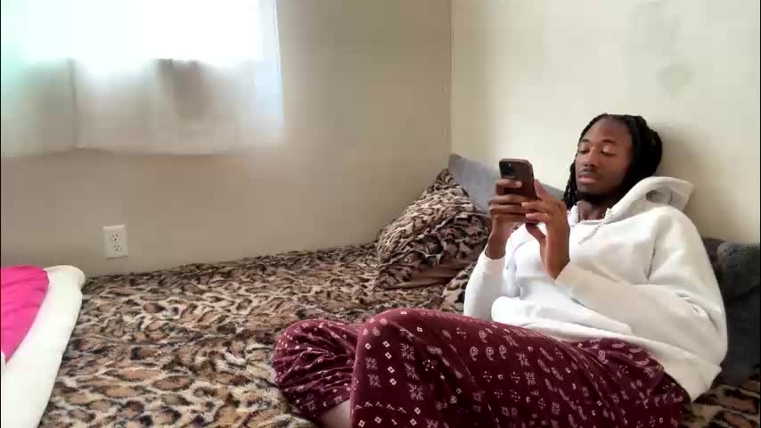 mycreamydreams Cam Model Chat April 11, 2026