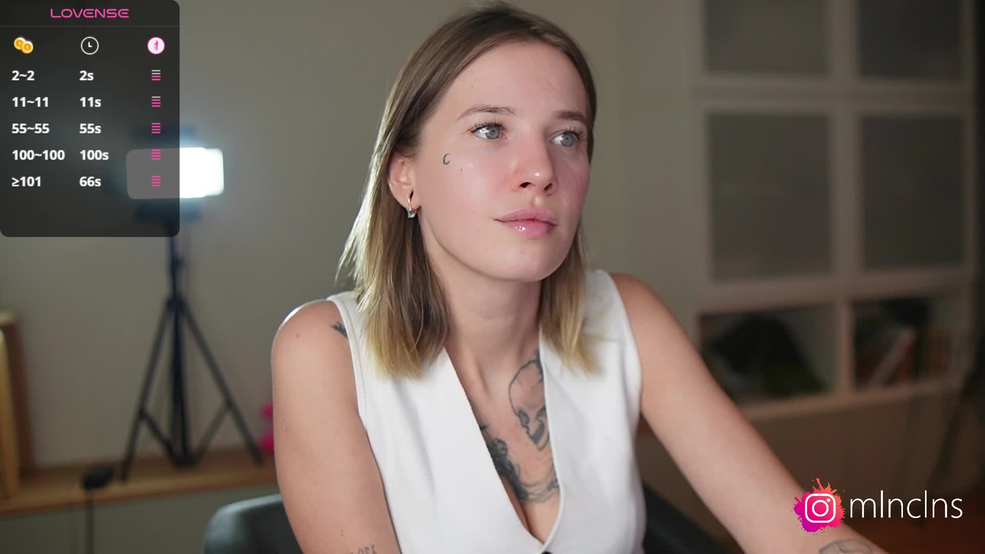 mel-collins Cam Model Chat April 11, 2026