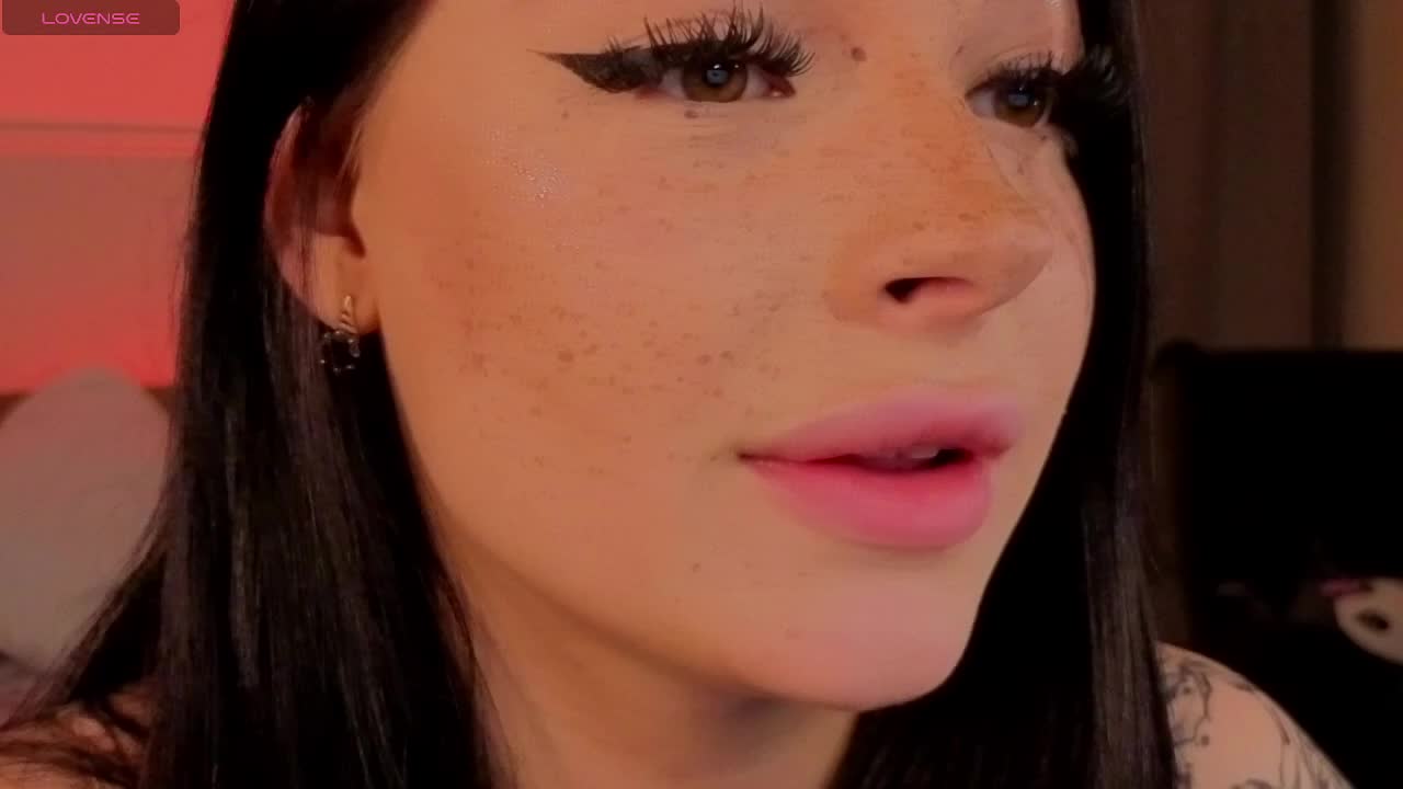 LisaaLiss Cam Model Chat April 11, 2026