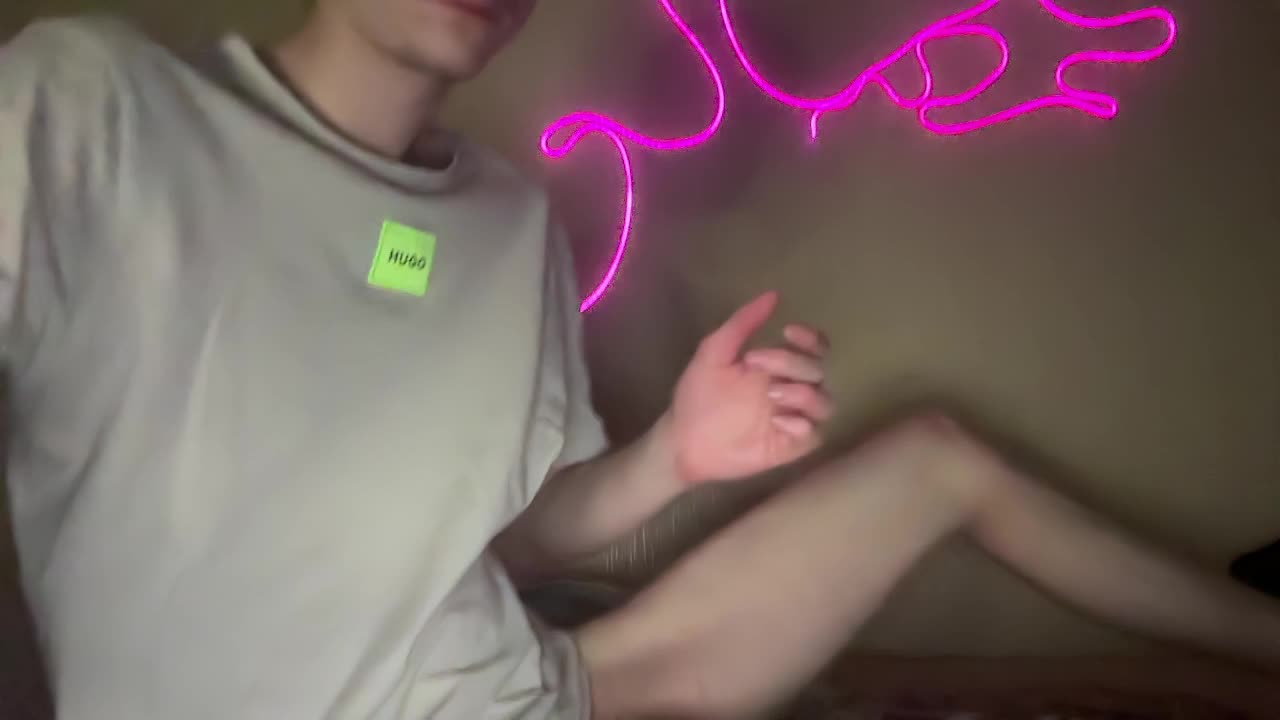 titsDestroy2007 Cam Model Chat April 11, 2026