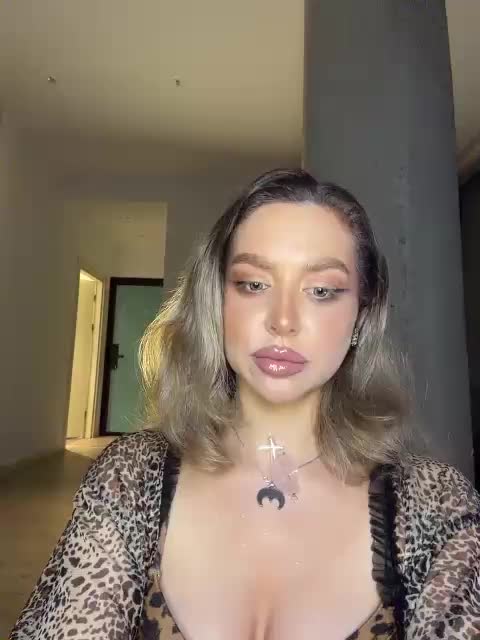 MistressX555 Cam Model Chat April 11, 2026