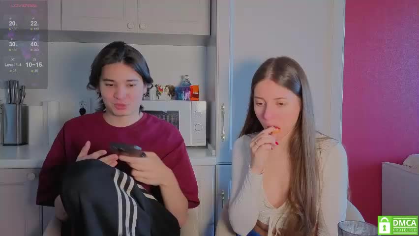 ihavepaws33 Cam Model Chat April 11, 2026