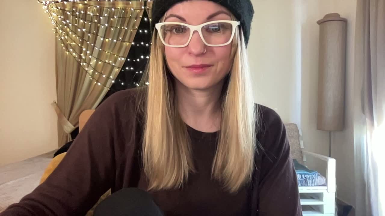 LilithNewdawn Cam Model Chat April 12, 2026