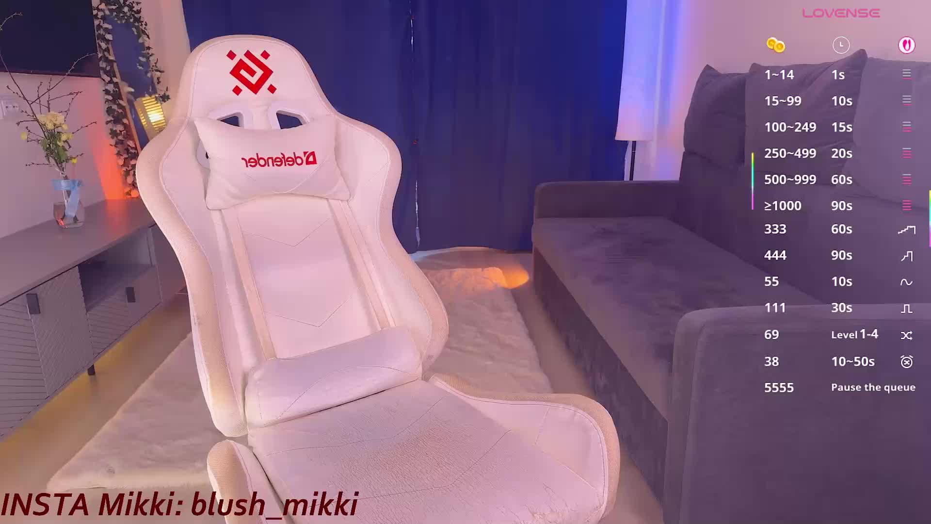 BlushMikki Cam Model Chat April 13, 2026