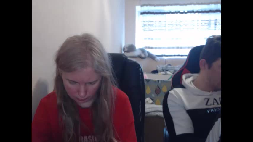 jenisandpeter Cam Model Chat April 13, 2026