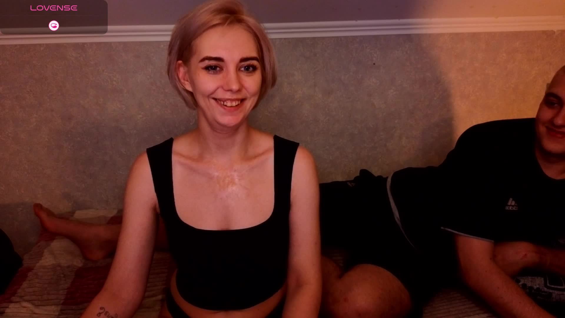 BlondIce Cam Model Chat April 14, 2026