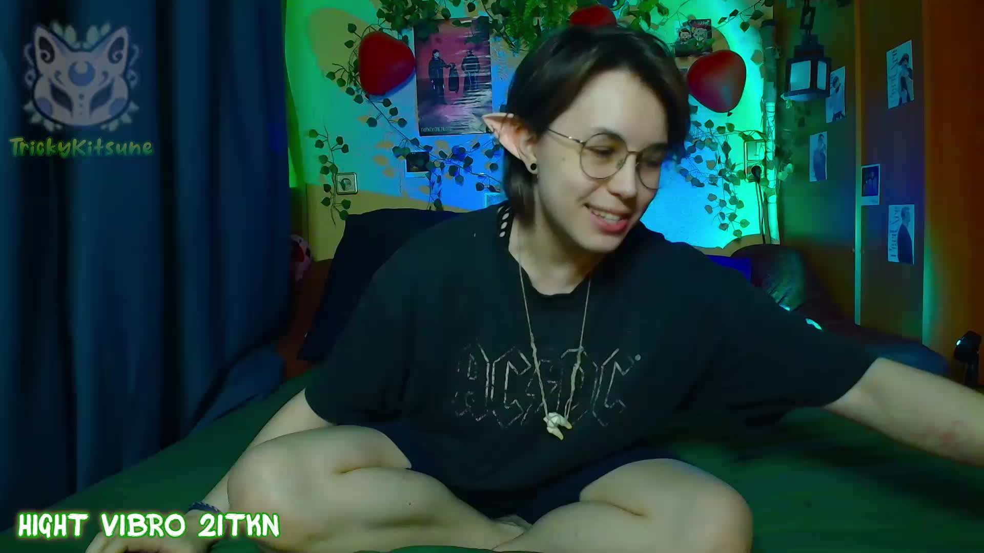 Tricky_Kitsune Cam Model Chat April 14, 2026