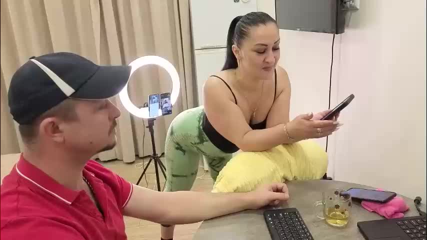 best_ass2000 Cam Model Chat April 14, 2026