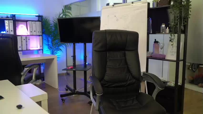 babesgowild Cam Model Chat April 14, 2026