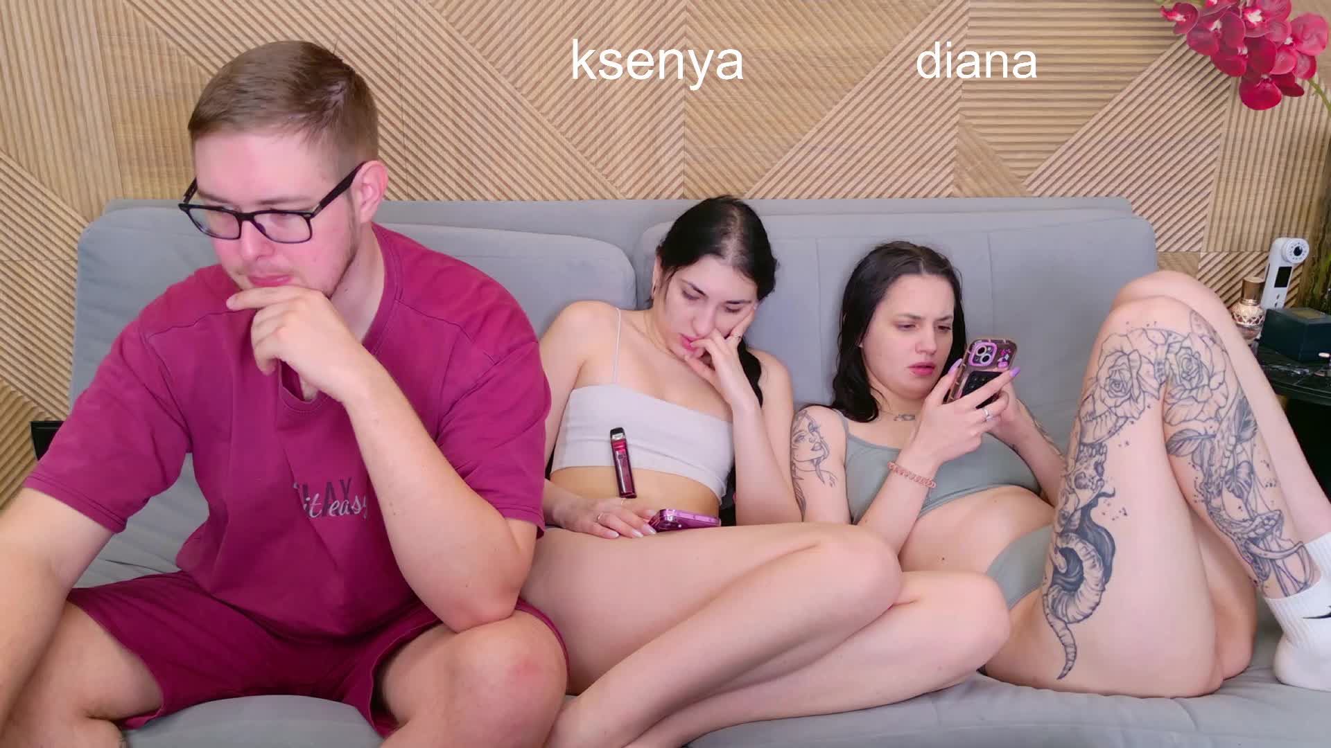 WebcamSlut Cam Model Chat April 14, 2026