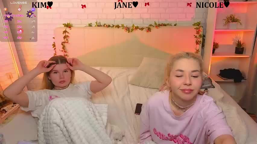 _ramune_ Cam Model Chat April 14, 2026