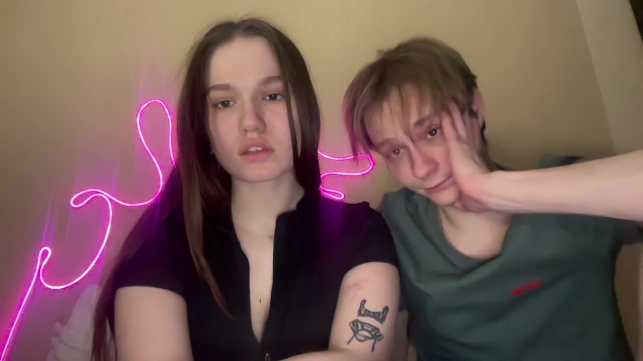 titsDestroy2007 Cam Model Chat April 14, 2026