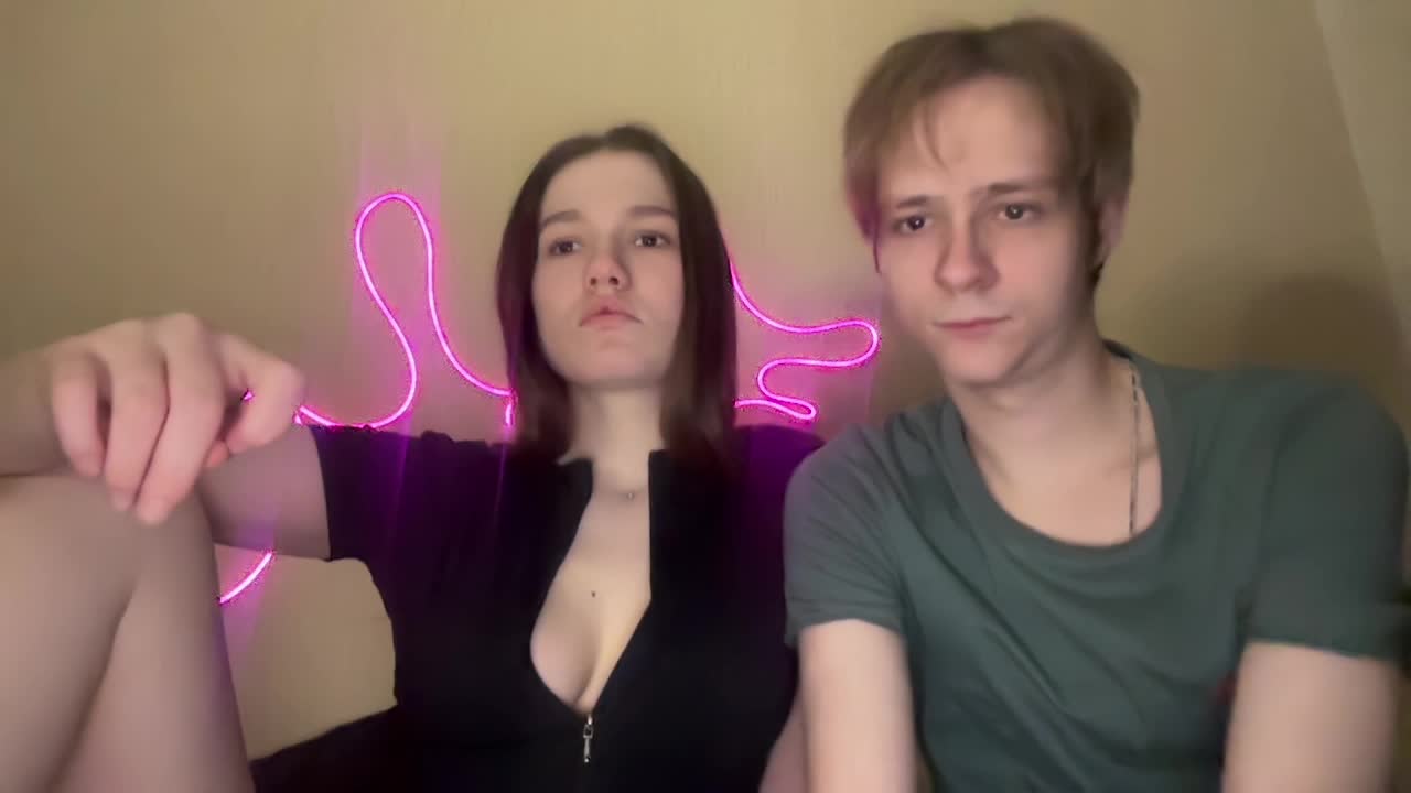 titsDestroy2007 Cam Model Chat April 14, 2026