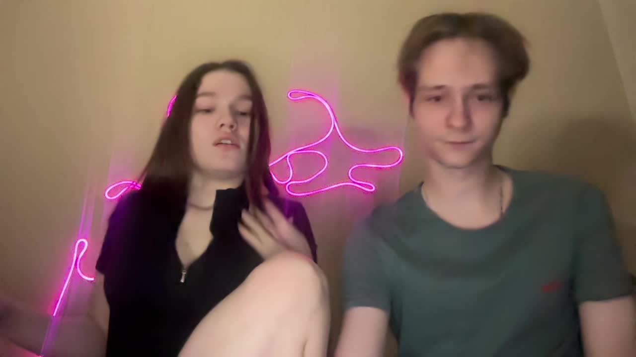 titsDestroy2007 Cam Model Chat April 14, 2026