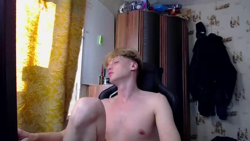 shyredstar Cam Model Chat April 15, 2026