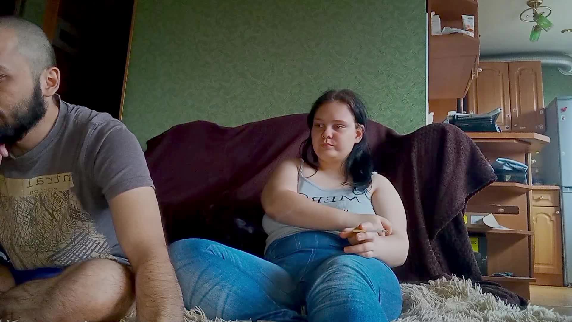 YourSweetPiggy Cam Model Chat April 15, 2026