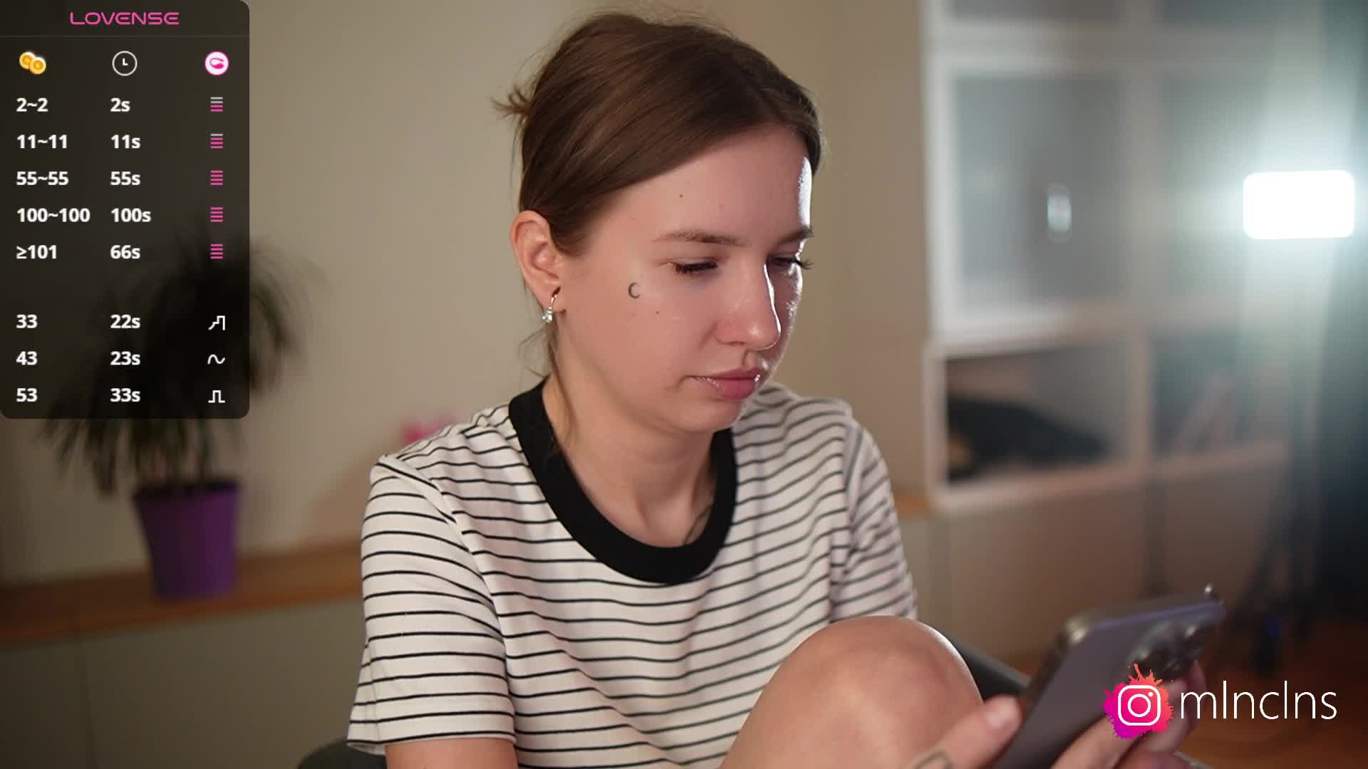 mel-collins Cam Model Chat April 15, 2026