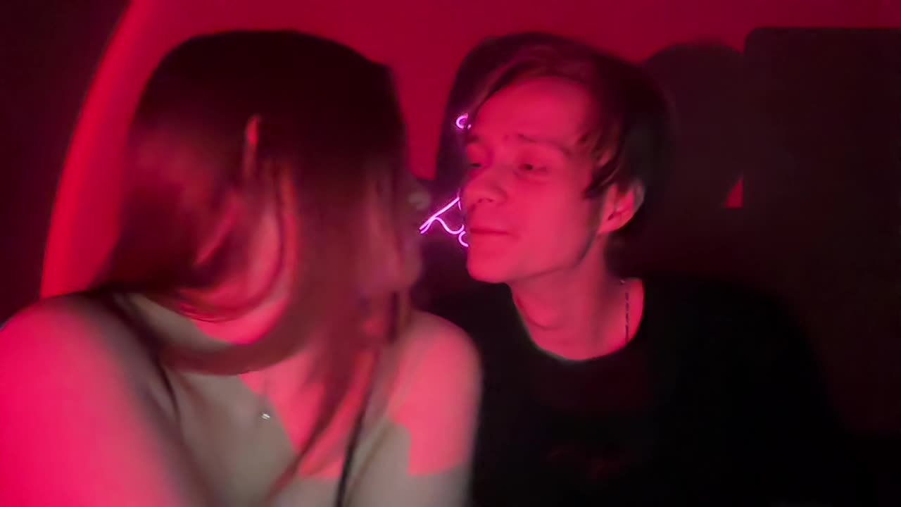 titsDestroy2007 Cam Model Chat April 16, 2026