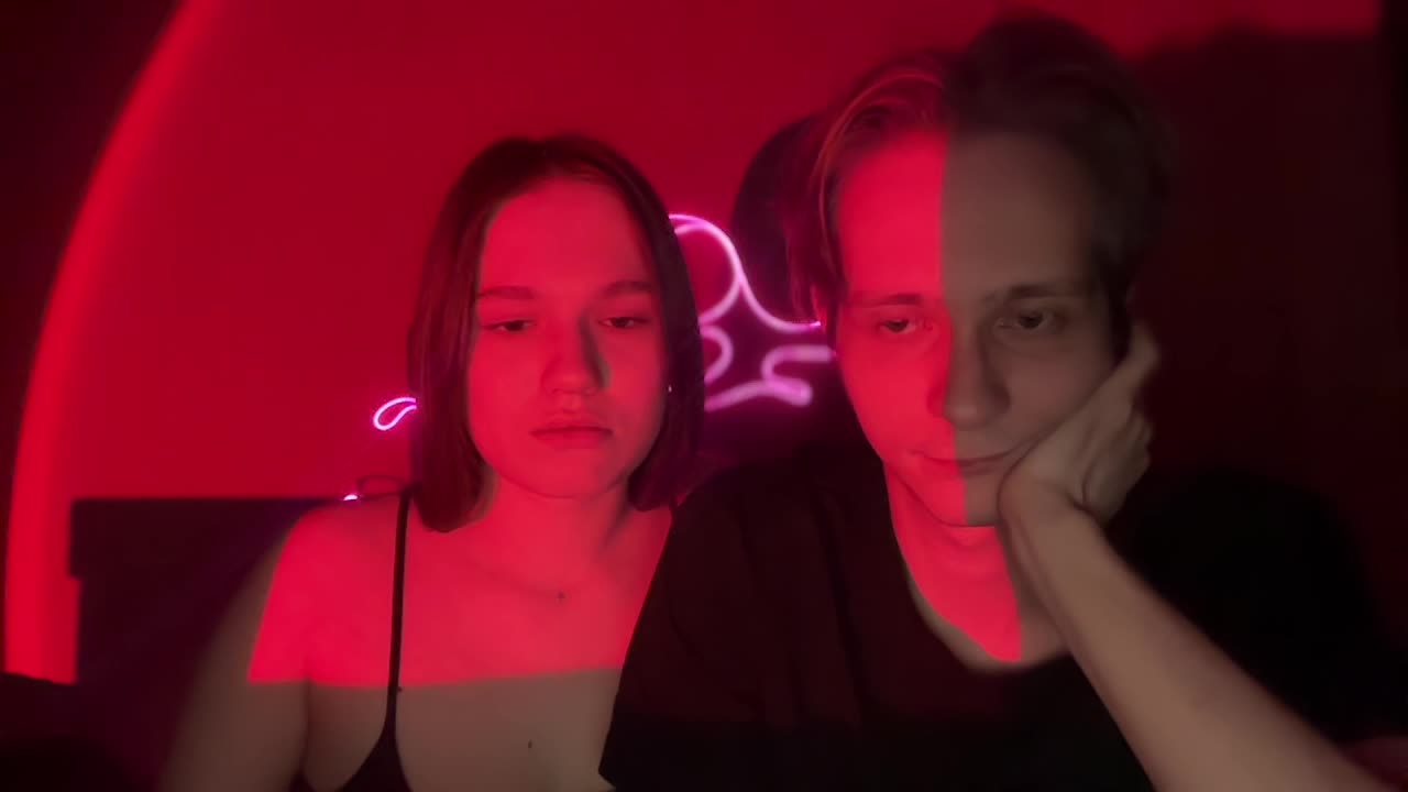 titsDestroy2007 Cam Model Chat April 16, 2026