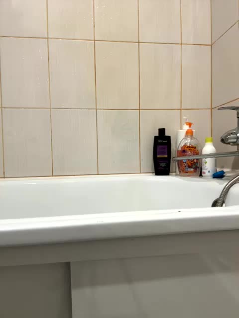 RUS577643 Cam Model Chat April 16, 2026