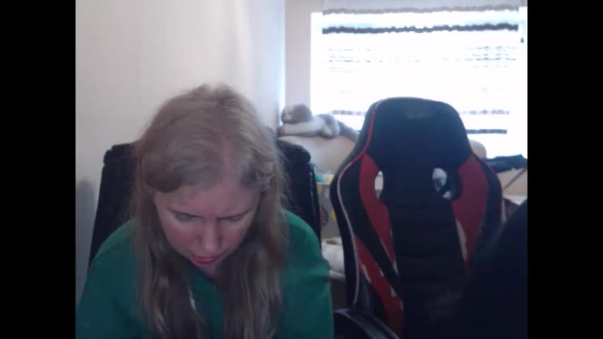 jenisandpeter Cam Model Chat April 16, 2026