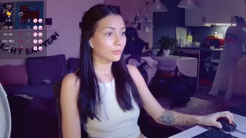 valorant_girl Cam Model Chat April 17, 2026