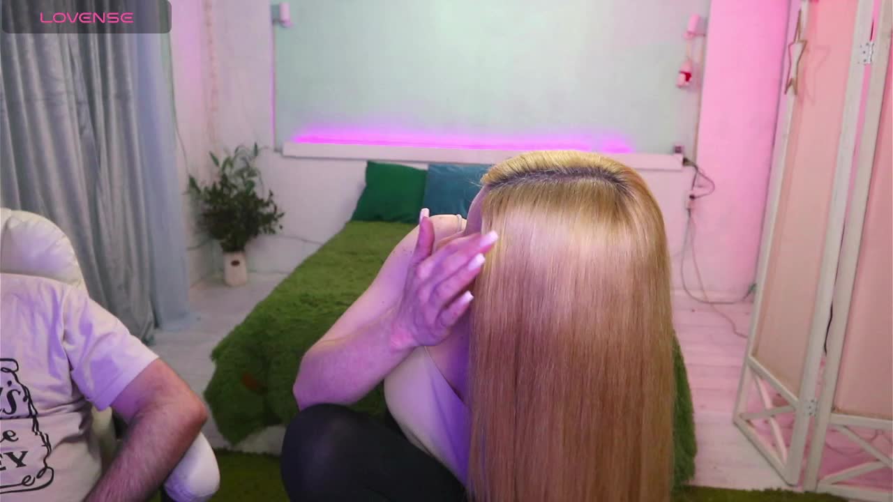 AlisaAleks Cam Model Chat April 17, 2026