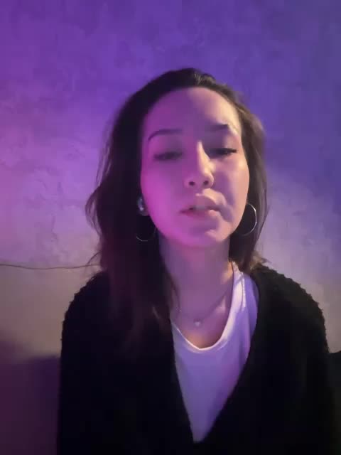 ShyAlya Cam Model Chat April 17, 2026