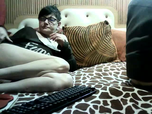 coupleofcoolx Cam Model Chat April 17, 2026