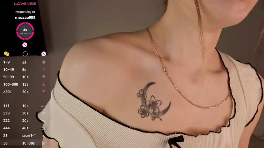 emilyhewell Cam Model Chat April 17, 2026