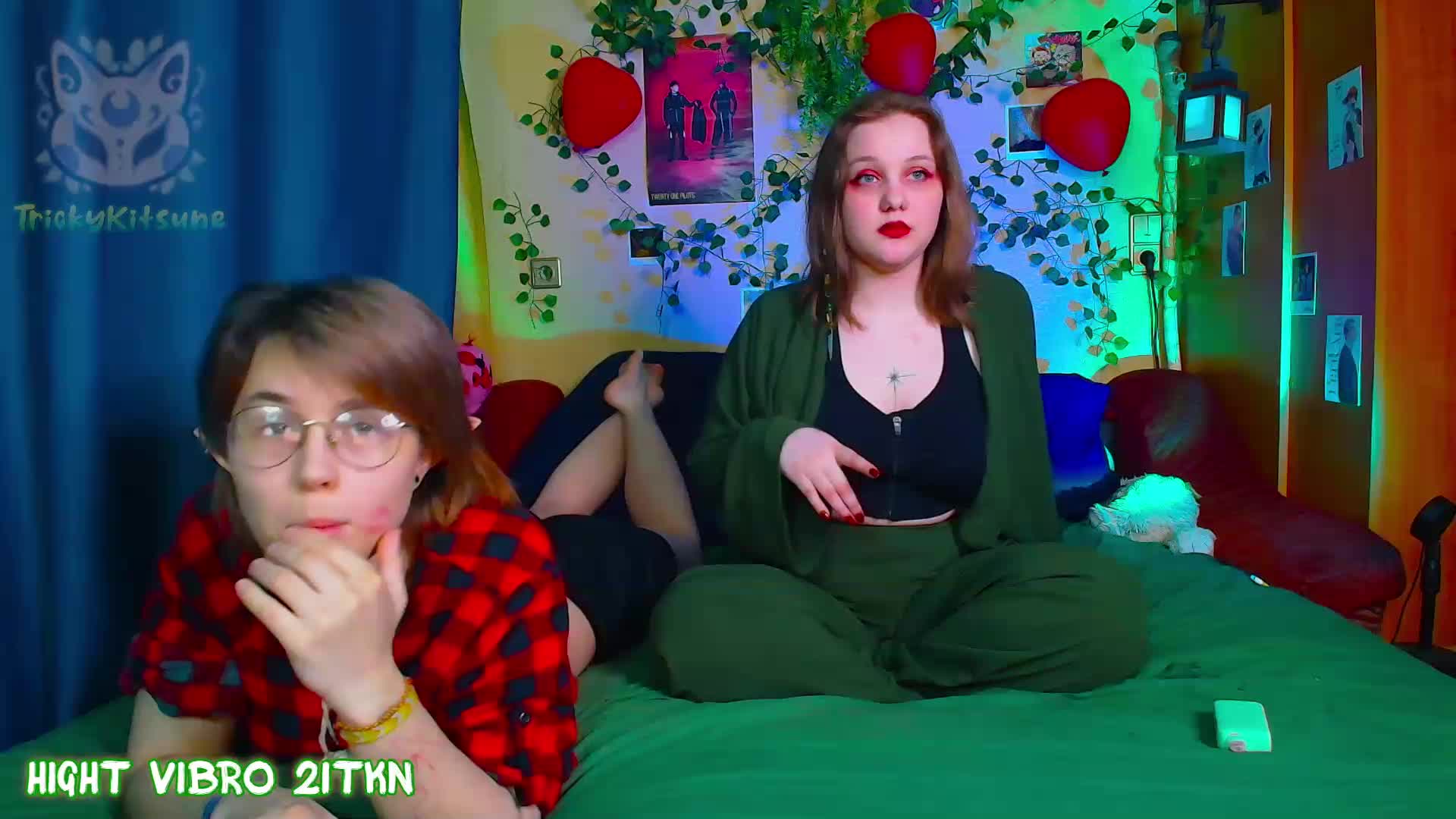 Tricky_Kitsune Cam Model Chat April 17, 2026