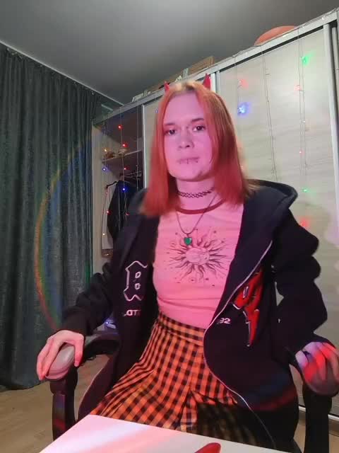 Colombina Cam Model Chat April 17, 2026