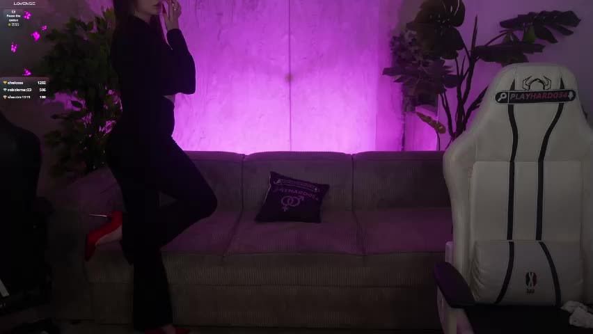 bright_diamonds_054 Cam Model Chat April 17, 2026