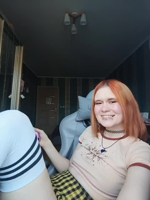 Colombina Cam Model Chat April 17, 2026